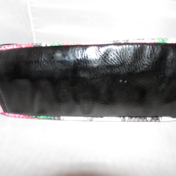 Betsey Johnson Sequin Skull Rose Satchel Shoulder Bag Pre-Owned As Is - Picture 5 of 10